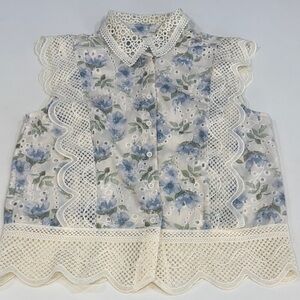 Ultra Pink Blue Floral Lace women’s Blouse. Size S